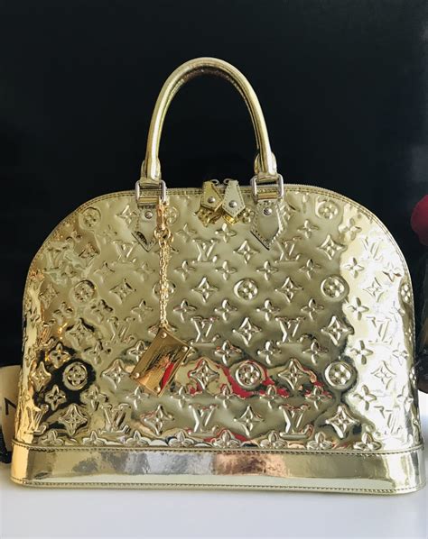 louis vuitton bag with gold plate|louis vuitton tote bag price.